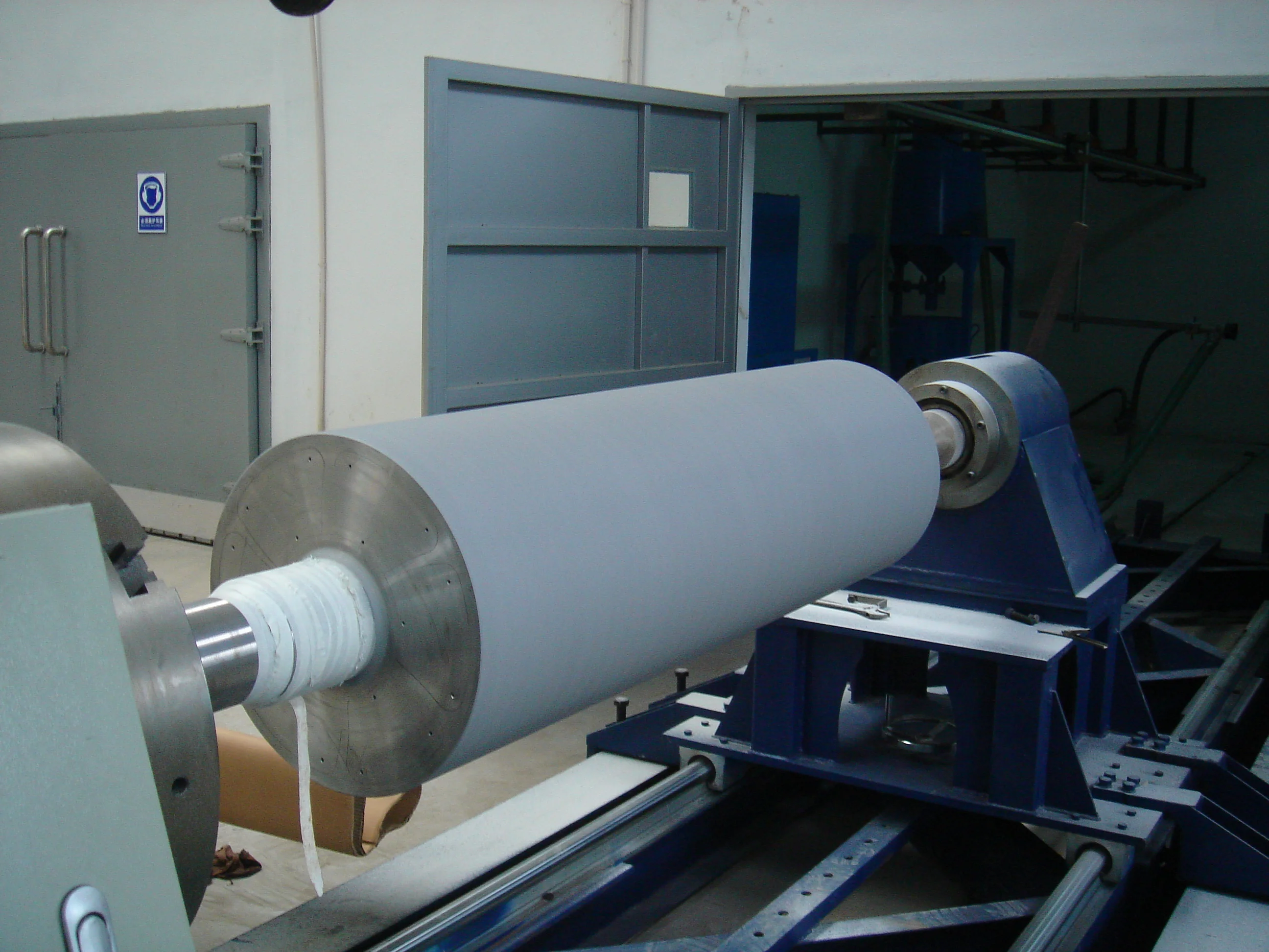 Rodillo de acero pulido de precisión para equipos de molino de dos rodillos en el procesamiento de plásticos y caucho - OUEST COATING | Cpsemarketplace


