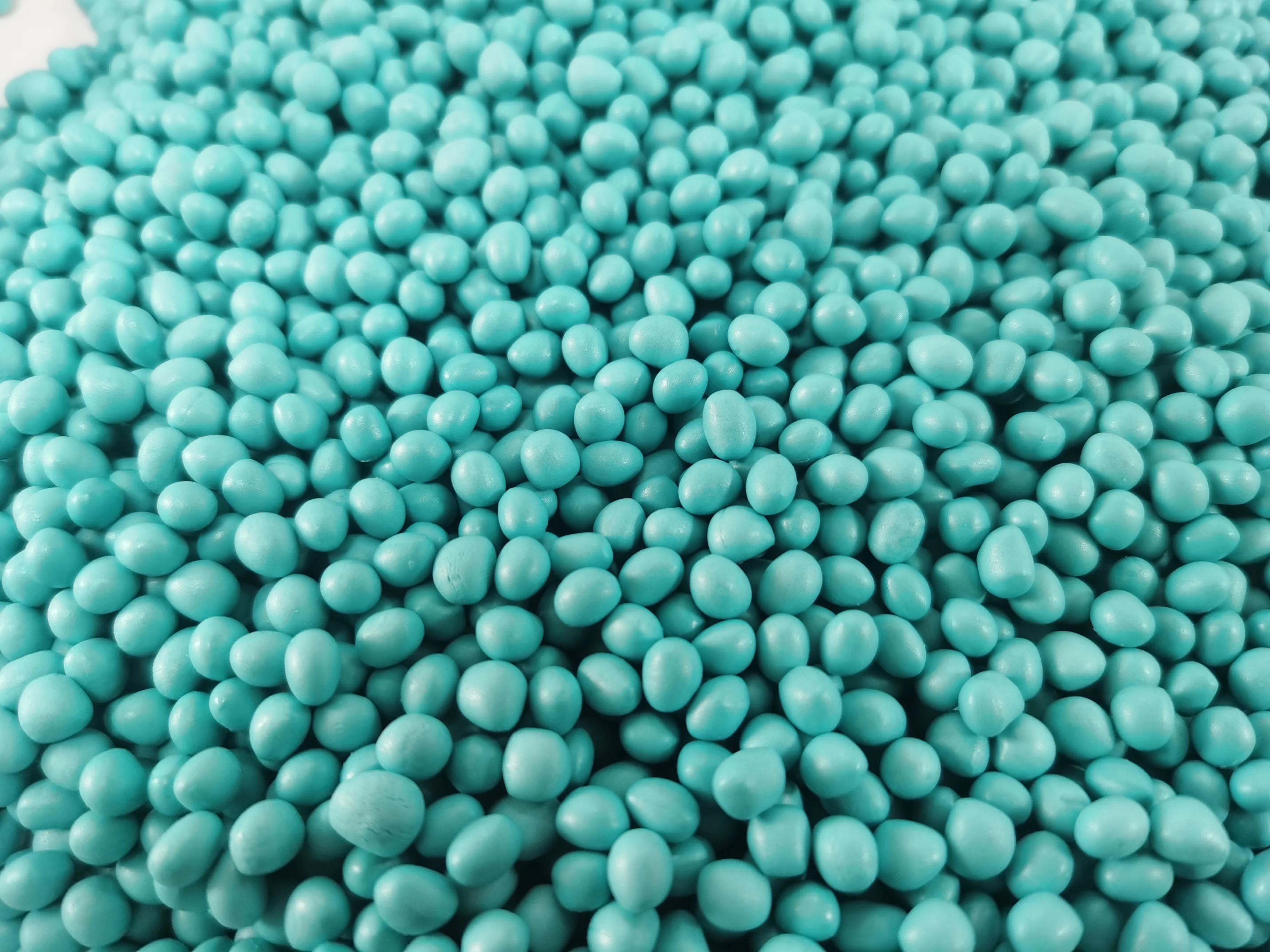 プリエキスパンダーマシンから直接出力される均一な球形EPSビーズ - CHANGZHOU SHUNXIANG NEW MATERIAL TECHNOLOGY CO.,LTD | Cpsemarketplace

