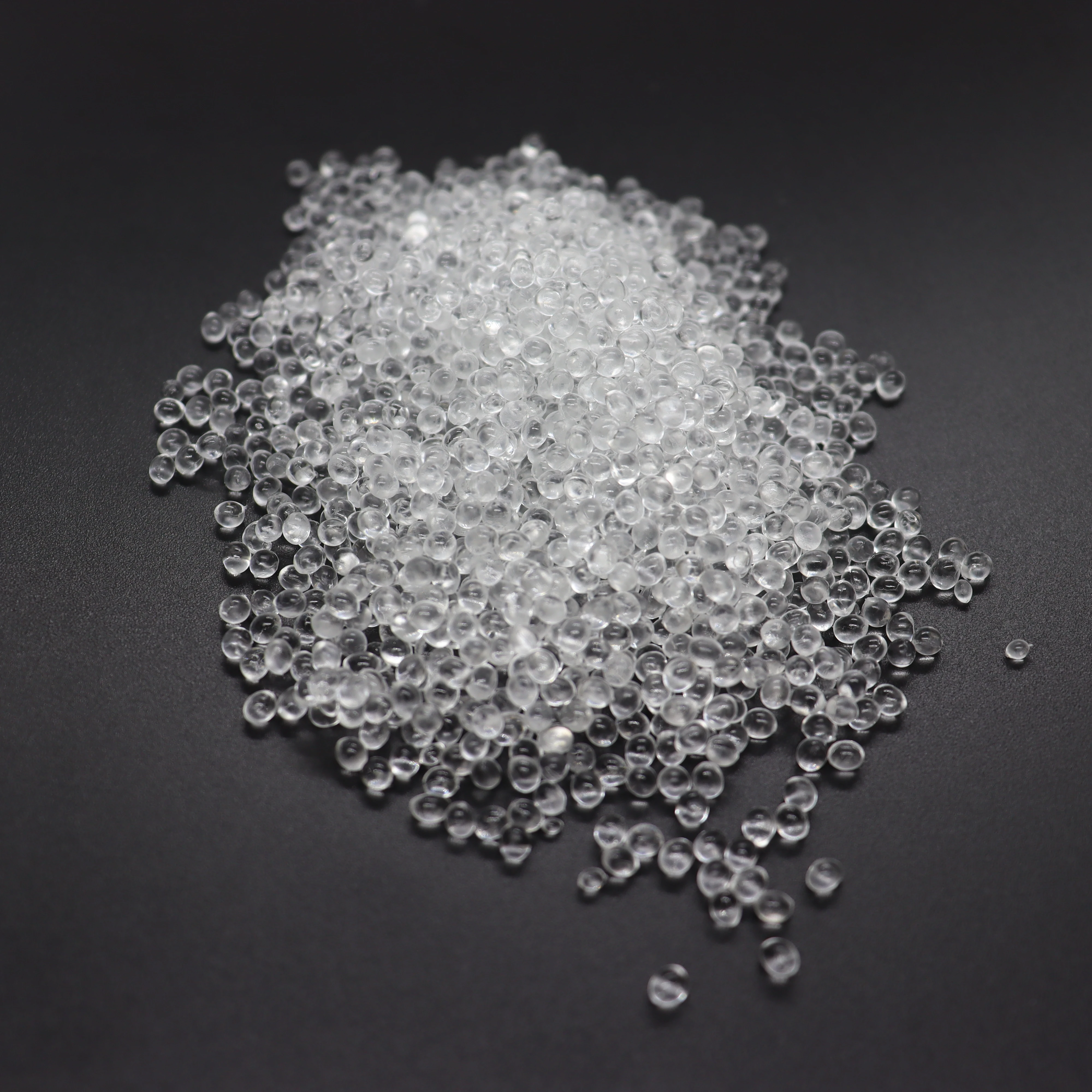 حبيبات بوليمر TPE كروية شفافة لتطبيقات البثق والقولبة المرنة. - HUNAN TOLL CHEMICAL CO.,LTD | Cpsemarketplace

