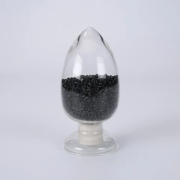 حبيبات ماستر باتش أسطوانية سوداء موحدة الحجم والشكل لتطبيقات الوسم بالليزر. - ZHEJIANG PULI NEW MATERIAL CO.,LTD. | Cpsemarketplace