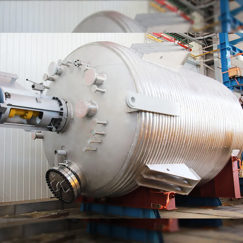 Recipiente de reactor de acero inoxidable con múltiples puertos y accesorios para el procesamiento de polímeros. - SHANGHAI NAGAMORI MACHINERY CO.,LTD. | Cpsemarketplace

